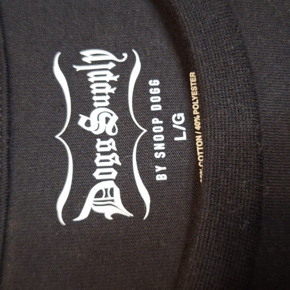 Dogg Supply by Snoop Dogg Graphic Tee - Picture 4 of 5